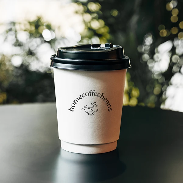Koffiebeker met logo van homecoffeebeans